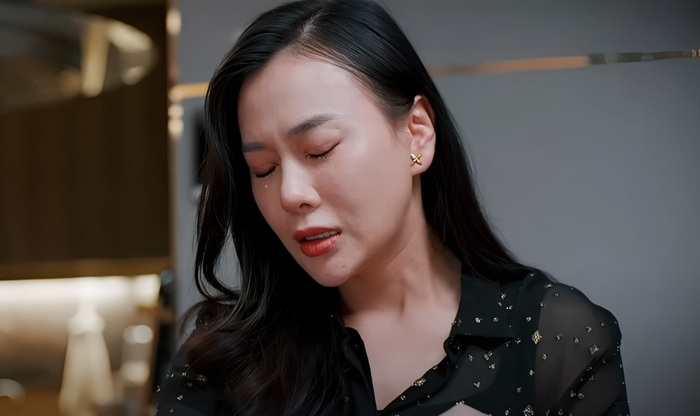 phuong-oanh-bat-khoc-1761540826.png