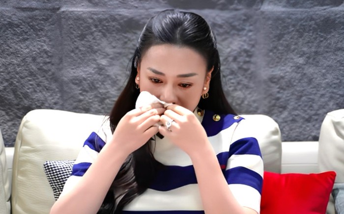 Sự xuất hiện của Phương Oanh trong tập 43 phim Gió Ngang Khoảng Trời Xanh tiếp tục gây sốt (Ảnh: FBNV). 