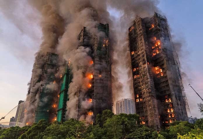 Ảnh: AP/Chan Long Hei.