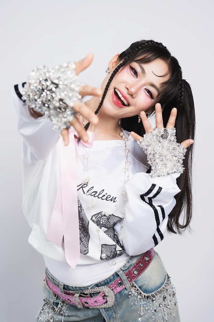 Nhiều khán giả vẫn đang gửi những lời chúc tốt đẹp nhất khi biết Lương Bích Hữu đã tốt nghiệp khoa Sư phạm Âm nhạc. Ảnh: FBNV