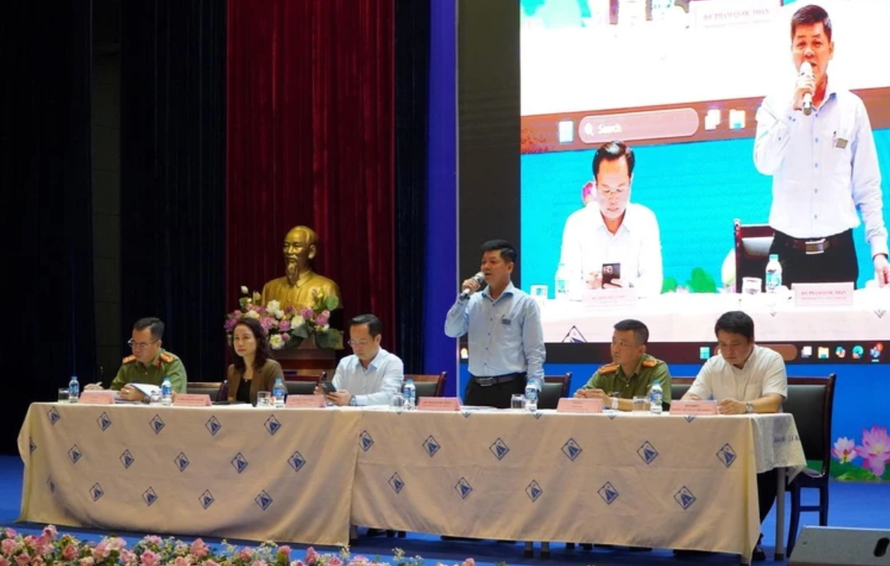 hoi-nghi-huong-dan-coi-thi-tot-nghiep-thpt-trung-hoc-pho-thong-nam-2025-1750722418.png