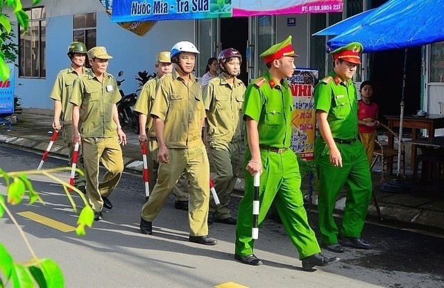 luc-luong-bao-ve-an-ninh-trat-tu-o-co-so-1761092132.jpeg