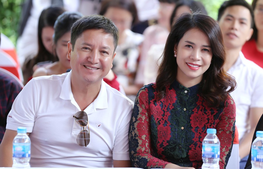 bi-che-lam-lo-khi-lien-tuc-khoe-tinh-tre-chi-trung-len-tieng-dap-tra-1617522972.jpg