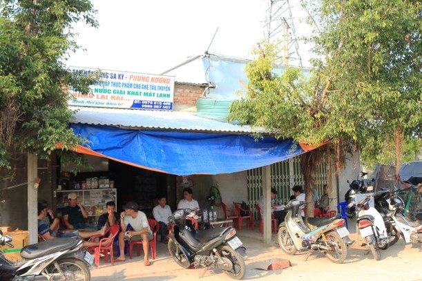 3-quang-ngai-mat-dat-gia-dinh-liet-si-keu-cuu-suot-11-nam-1617677112.jpg