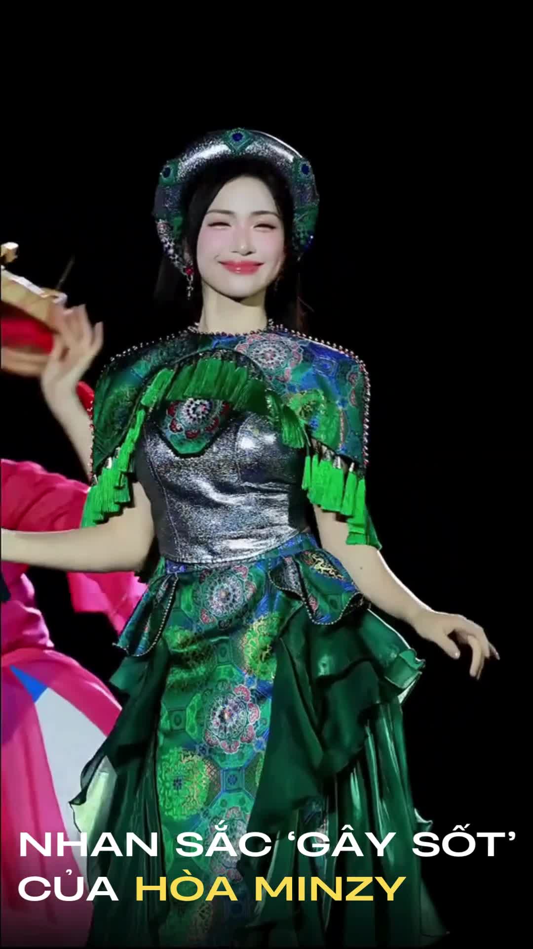 clip-ca-si-hoa-minzy-bieu-dien-1756391019.mp4