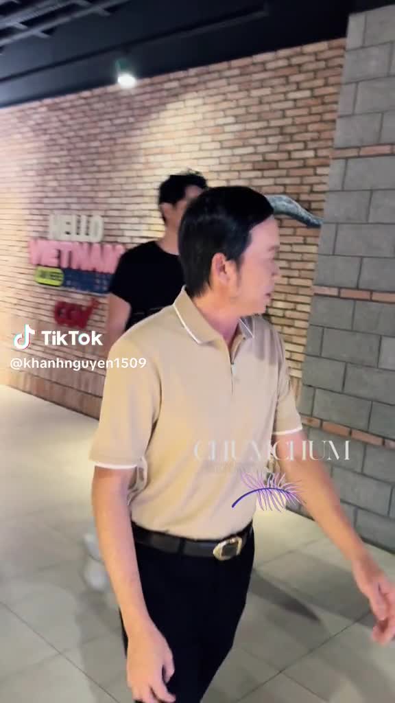 clip-hoai-linh-di-du-su-kien-1756182689.mp4