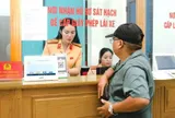 Người dân có thể thực hiện toàn bộ thủ tục đổi giấy phép lái xe trực tuyến