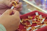 Giá vàng hôm nay (7/12): Vàng nhẫn đang bám sát vàng miếng