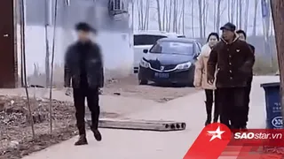 Gái 'ế' về thăm quê liền bị bố mẹ dẫn đi xem mắt 20 chàng trai trong chỉ một ngày