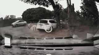 Ô tô lao xuống mương khiến 7 người cùng gia đình tử vong, camera nhà dân ghi lại gì?