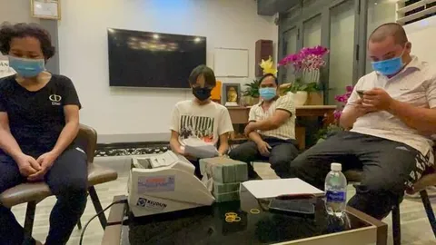 Quản lý Phi Nhung đã quyết toán tiền cho Hồ Văn Cường, trao thêm 500 triệu đồng theo lời hứa cố ca sĩ