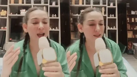 Người thân tiết lộ Phi Nhung từng 'khóc sưng cả mắt vì những hiểu lầm' nhưng vẫn vui vẻ hát tặng khán giả