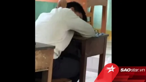 Nam sinh ngồi bàn đầu lại ngang nhiên ngủ gật, tưởng bị phạt ai ngờ còn được thầy giáo ưu ái đặc biệt