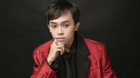 Giáo viên thanh nhạc của Chi Pu bày tỏ điều tiếc nuối với giọng hát yếu của Hồ Văn Cường