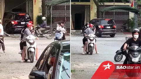 Xe sang Mercedes đâm vào nhà dân rồi liên tục lùi húc vào gốc cây, người đứng quay còn đáng lo hơn