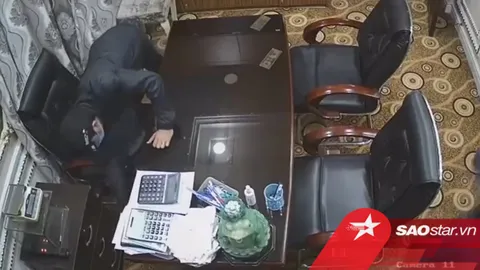 Camera ghi lại toàn cảnh vụ cướp 2 tỉ đồng tại căn biệt thự ở TP.HCM do giúp việc dàn cảnh