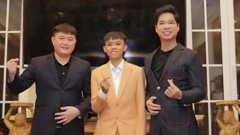 Liên tục bị chê bai giọng hát, Hồ Văn Cường vẫn có trong tay loạt thành tích khủng chỉ trong vài tháng