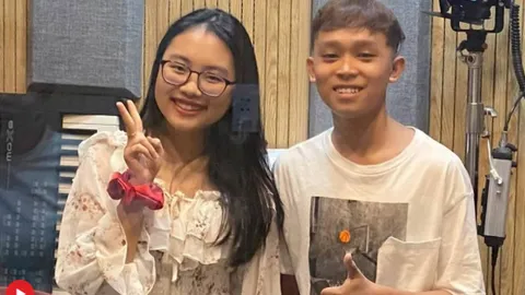 Dân mạng tranh cãi giọng hát Hồ Văn Cường 'không có cửa so sánh' với Phương Mỹ Chi?