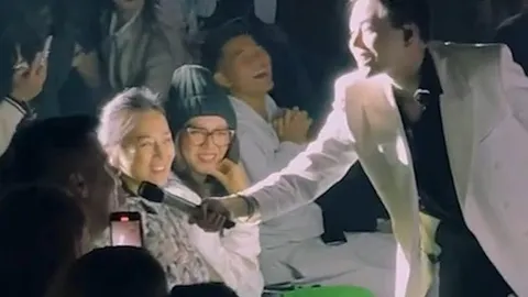 Shark Bình 'đèo' Phương Oanh lên Đà Lạt, còn hát tặng 'nửa kia' giữa chốn đông người