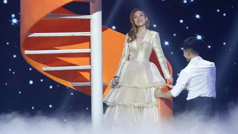 Khoe nhan sắc xinh đẹp, Mỹ Tâm 'gây lú' với bộ trang phục biểu diễn: 'Nhìn chị như chiếc bánh sinh nhật'