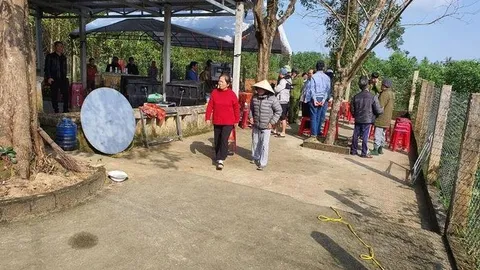 Đi xác minh một việc vào ngày mùng 9 Tết, Trung úy công an ở Quảng Nam bị đánh nhập viện
