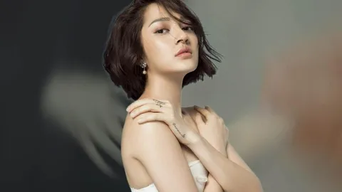 Bảo Anh bị phát hiện từng công khai ảnh cầm que thử thai, ôm bụng bầu đi giữa đường?