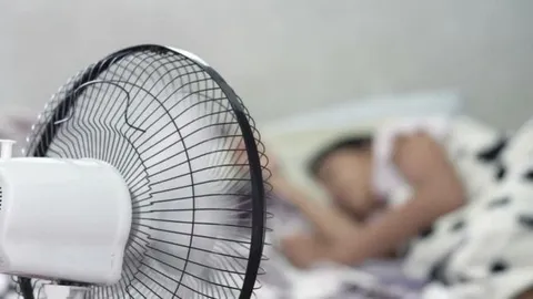 Nhà nồm ẩm áp dụng ngay những cách đơn giản này sẽ có hiệu quả tức thì