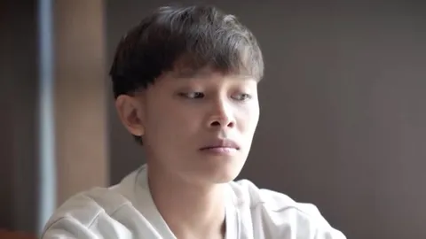 Hồ Văn Cường lần đầu chia sẻ về giai đoạn khủng hoảng: Từng muốn bỏ học, bỏ hát, bị nhận xét 'chảnh'