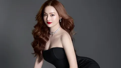 Diễn viên Lan Phương khoe sắc vóc đầy quyến rũ, trải lòng: 'Tôi rất đam mê việc làm mẹ'