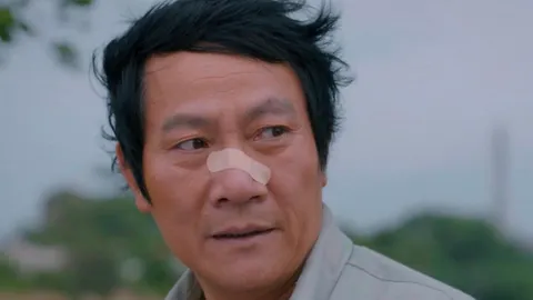 Cuộc Đời Vẫn Đẹp Sao tập 40: Luyến (Thanh Hương) mang thai sau khi đi nhà nghỉ với Lưu?