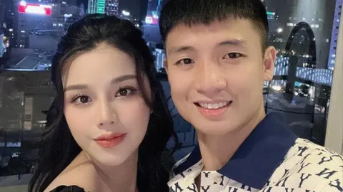 Hậu ồn ào tố chồng, tài khoản Facebook bà xã Bùi Tiến Dũng tiếp tục đăng status lạ