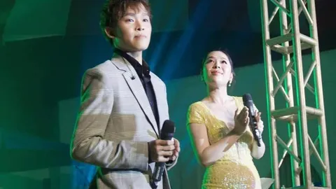 Show Hồ Văn Cường tiếp tục bị nói 'không ai đi xem', fan nam ca sĩ nói gì?