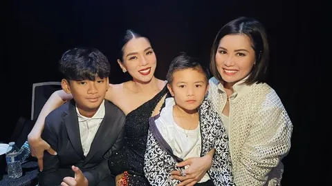 Nhóc tỳ gây choáng 'choáng' khi xuất hiện cùng cả showbiz Việt, thân thế không vừa