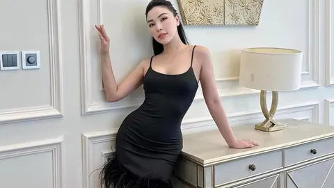 Quỳnh Thư ẩn ý chuyện 'có bồ' sau ồn ào tình ái với Diệp Lâm Anh - Nghiêm Đức