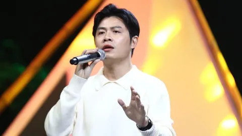 Nguyễn Văn Chung 'bức xúc' vì cách xưng hô của khán giả: Chuyện gì đây?