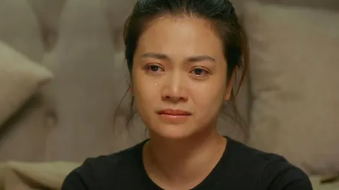 Gia Đình Mình Vui Bất Thình Lình: 'Đàn bà không biết đẻ, bị chồng bỏ là đúng'