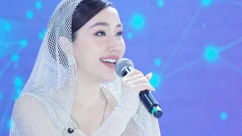 Ca khúc của Bảo Thy được ca sĩ nước ngoài 'bê nguyên xi' hát lại
