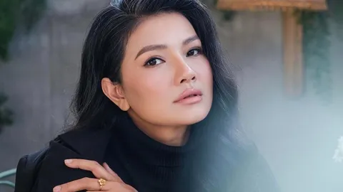 Kiều nữ màn ảnh Việt một thời bật khóc hé lộ quá khứ đầy ám ảnh