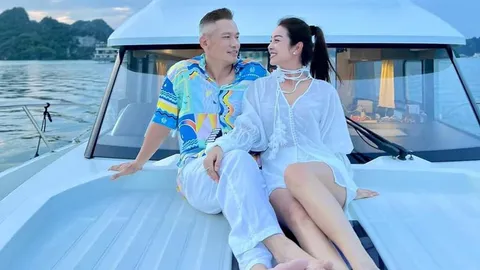 Jennifer Phạm kỉ niệm 14 năm bên chồng doanh nhân, nhắn nhủ điều quan trọng