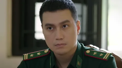Cuộc chiến không giới tuyến: Khán giả tức giận đồng loạt đòi bỏ xem phim, chuyện gì đây?