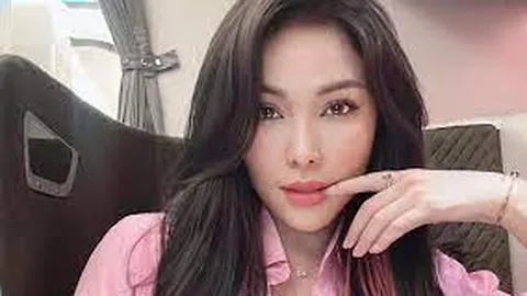 Quỳnh Thư đáp trả cực căng khi netizen mỉa mai bị người yêu đá