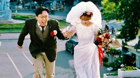 Hari Won giật mình trước hành động của Trấn Thành lúc nửa đêm