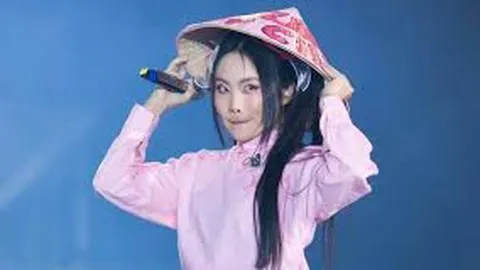 Đăng clip biểu diễn, một khán giả bất ngờ gửi lời xin lỗi đến Phương Mỹ Chi