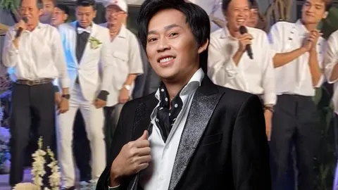 NS Hoài Linh xuất hiện ca hát tại đám cưới đồng nghiệp, diện mạo hiện tại có sự thay đổi