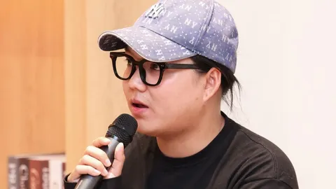 Sai lầm của Phạm Thoại