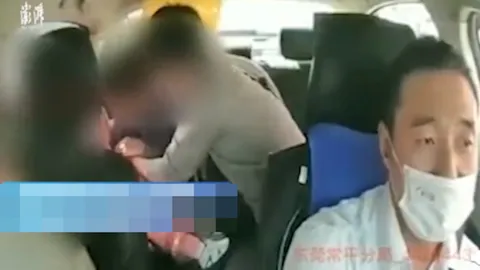 Tài xế vượt đèn đỏ đưa bệnh nhân đi cấp cứu, màn 'trả ơn' bạc bẽo của gia đình khiến CĐM phẫn nộ