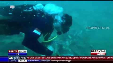 Video cảnh tượng kinh hoàng dưới đáy biển nơi máy bay Indonesia rơi