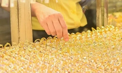Giá vàng hôm nay (22/12): Vàng nhẫn và cuộc đua giá giữa các thương hiệu lớn