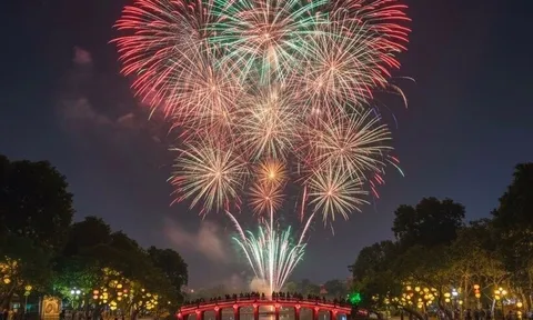 Hà Nội bắn pháo hoa 05 điểm dịp Tết Dương lịch