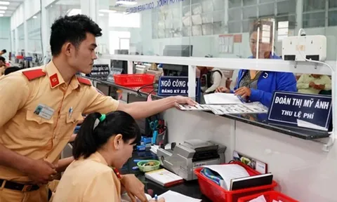 Dự kiến giảm 30% mức thu lệ phí đăng ký, cấp biển số ô tô, xe máy